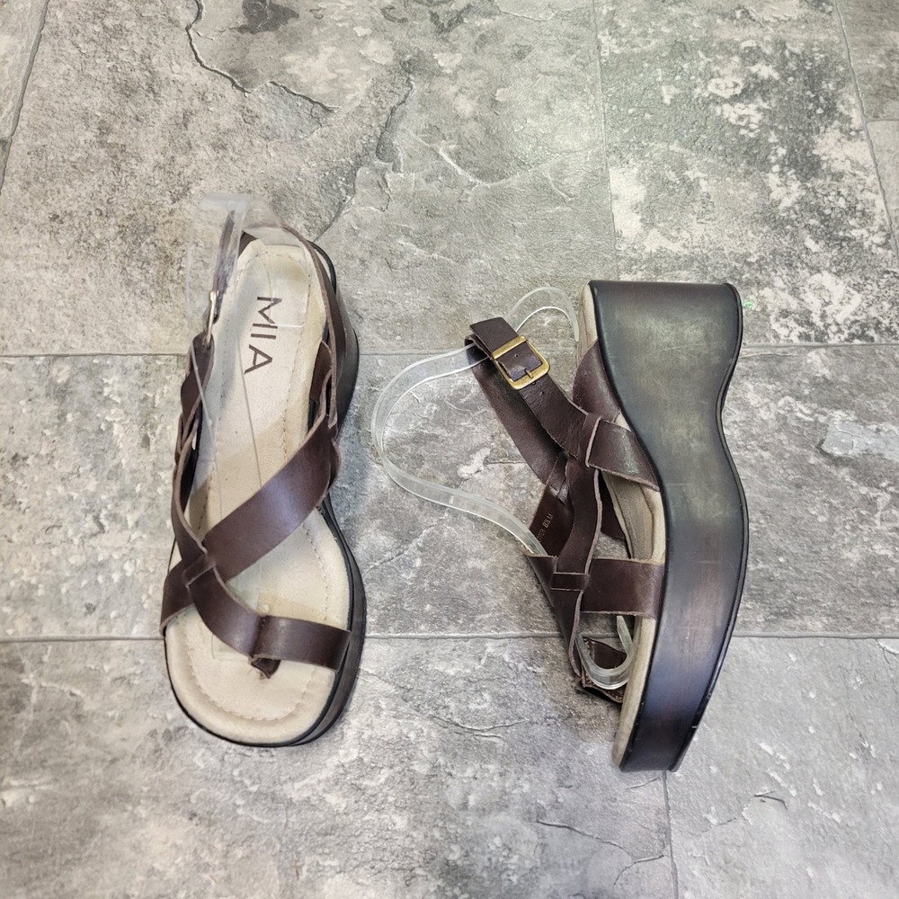 MIA Platform Sandals Brown Leather Strappy Wedge Toe Loop Vintage 90s Size 8.5 M